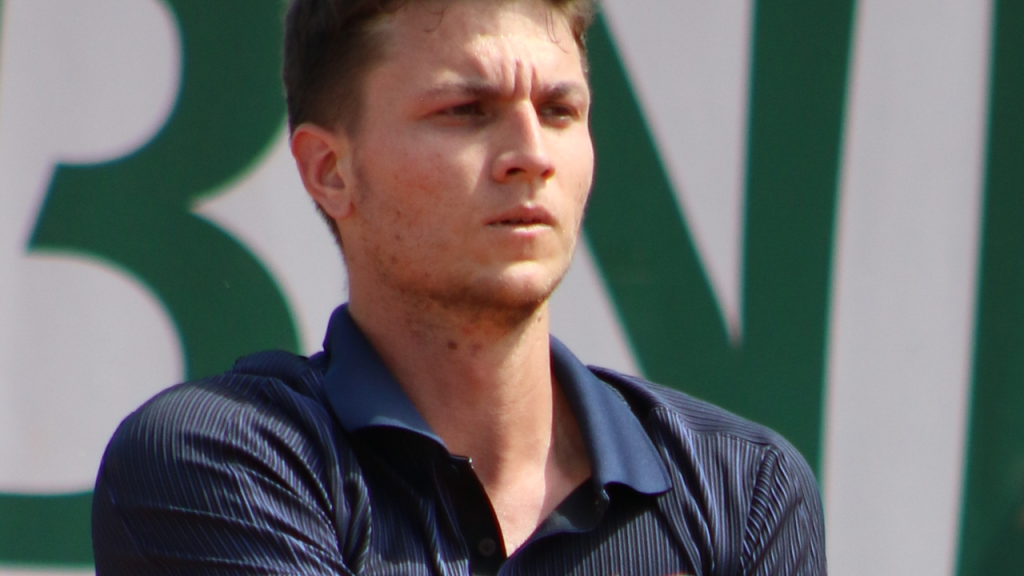 Miomir Kecmanović na šljaci