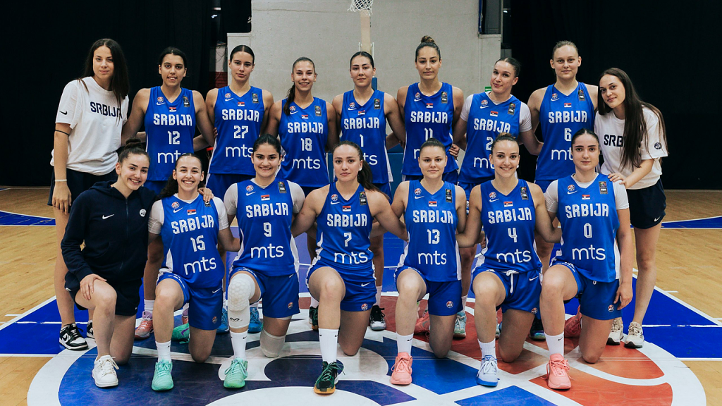 Zenska U20 kosarkaska reprezentacija Srbije u timskom kadru pred evropski izazov