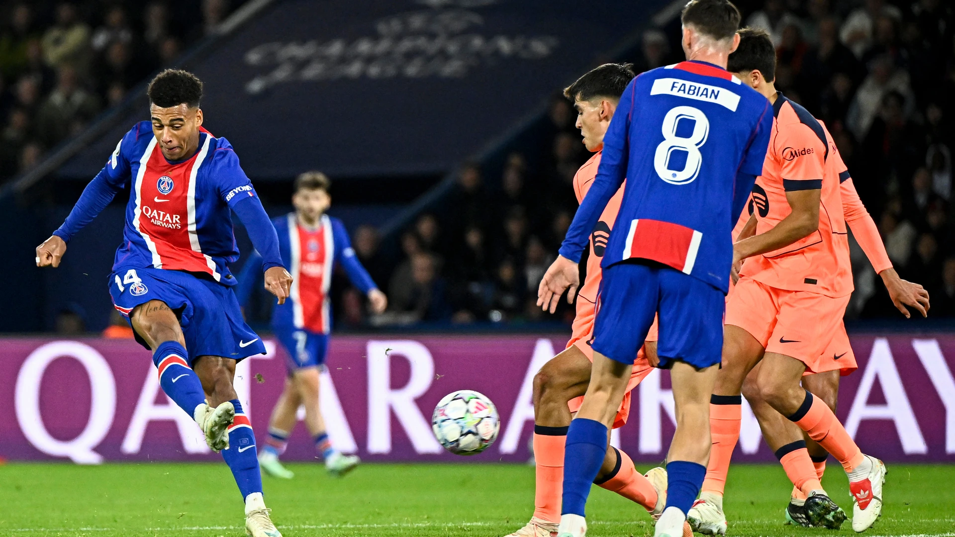 PSŽ pobedio Barselonu 4:2 sa tri gola u završnici meča