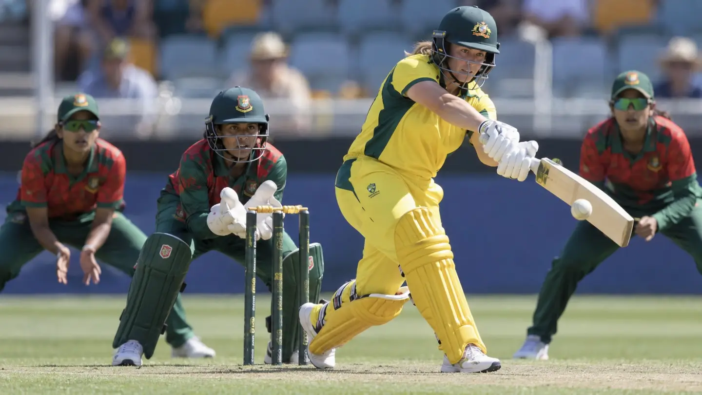 Australija protiv Bangladeša u prvom ODI meču